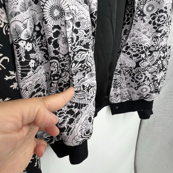 Free People Bomber Jacket Floral Size S Snap Button Pockets Feminine Boho Retro - Picture 4 of 13